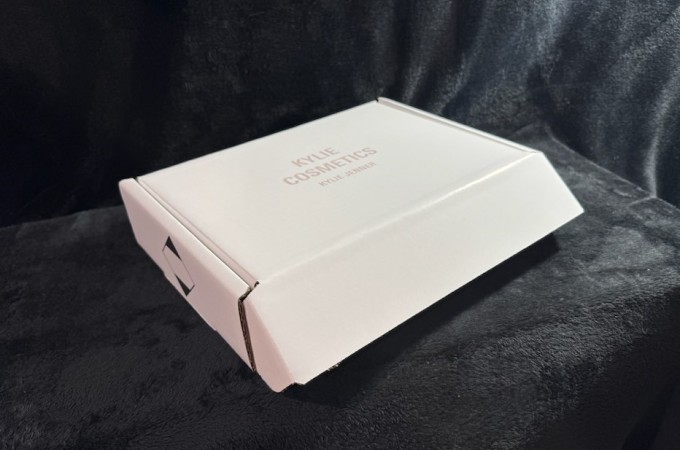 Kylie makeup packaging