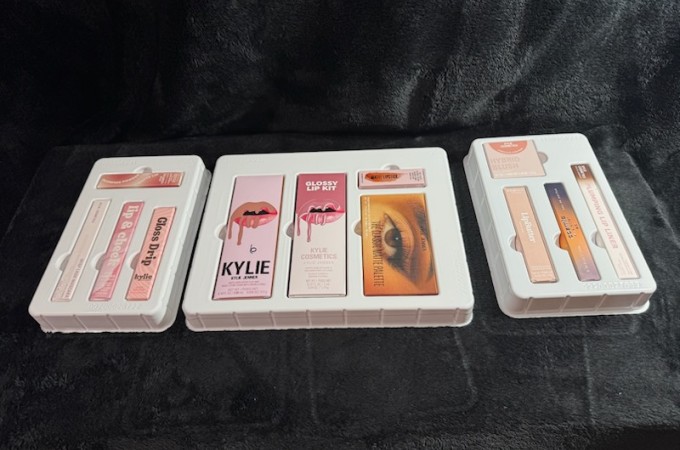 Kylie makeup packaging