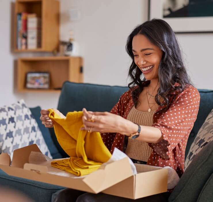 clothes packaging