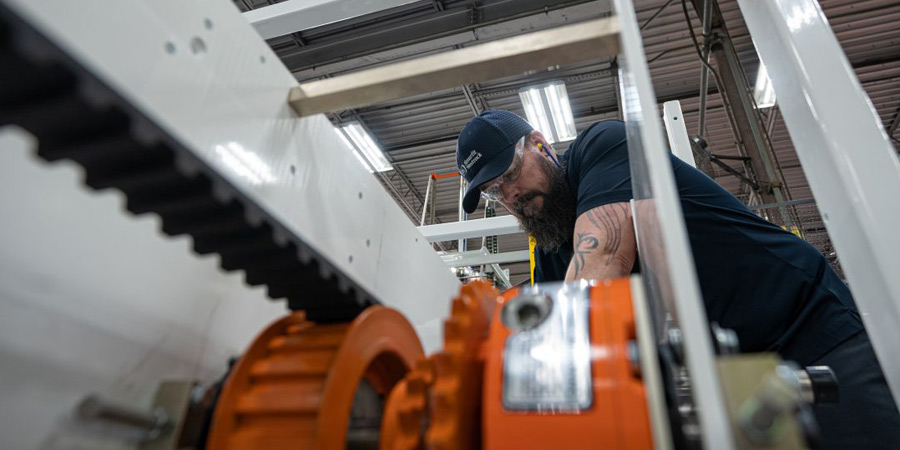 packaging machinery operator