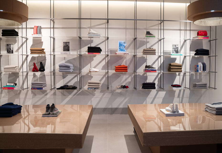 corrugated fashion shop