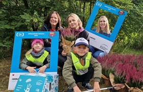 World Clean up day volunteers