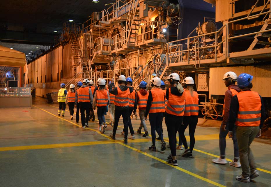 Student tour at Pitea Mill