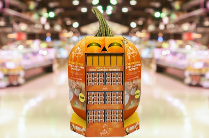 Glade's Pumpkin Display