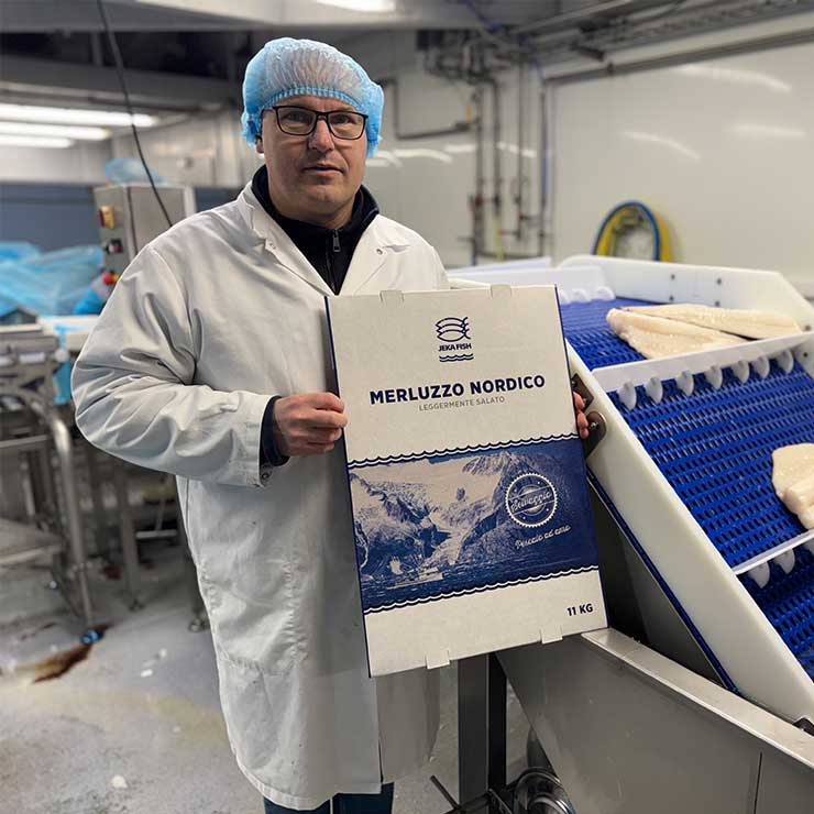Discover how Smurfit Westrock helped Jeka Fish replace rigid foam plastic (EPS) with a durable, paper‑based solution for the storage and transportation of frozen cod—while enhancing brand visibility.